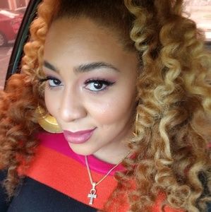 Meet your Posher, Quisha